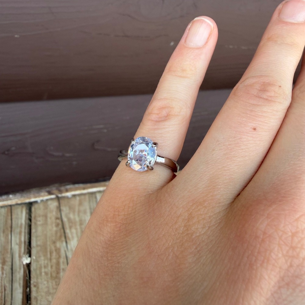Oval Solitaire Ring Womens Size 6.5 Silver Tone Clear Stone Classic Elegant